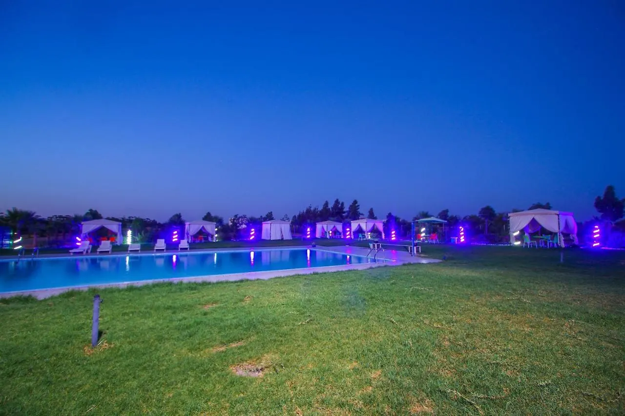 Daire Appartement Entoure De Verdure, Grande Piscine Marakeş Fas